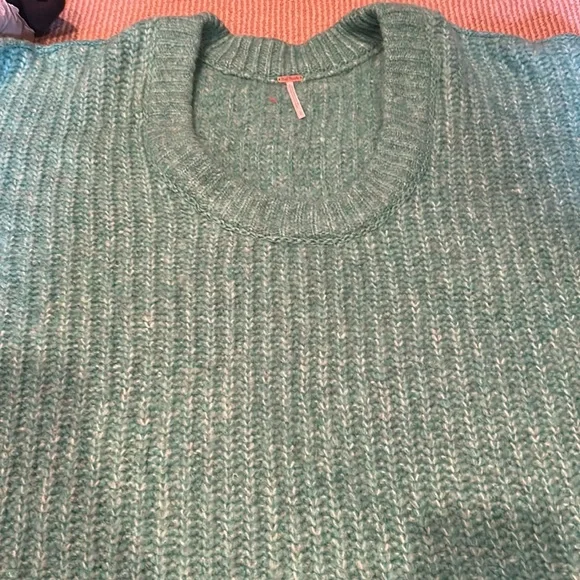 NWT FREE PEOPLE blue bell v neck oversized sweater in electric teal size large - Picture 7 of 11